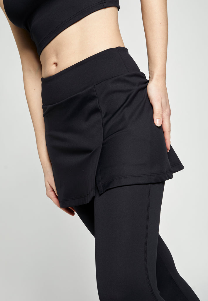 Mädchen & Damen 2-in-1 Tennisrock mit langer Leggings / Skapri, schwarz von SPORTKIND
