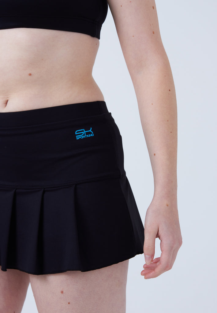 Mädchen & Damen und Gender Tennisrock mit Falten / Skort, schwarz von SPORTKIND